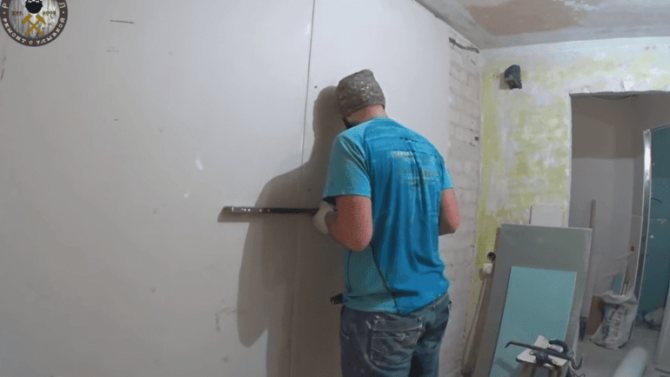 Как клеить гипсокартон вместо штукатурки на стены